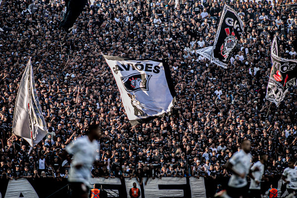 A Terceira Camisa do Corinthians: Muito Mais do que um Uniforme - Clube das Camisas