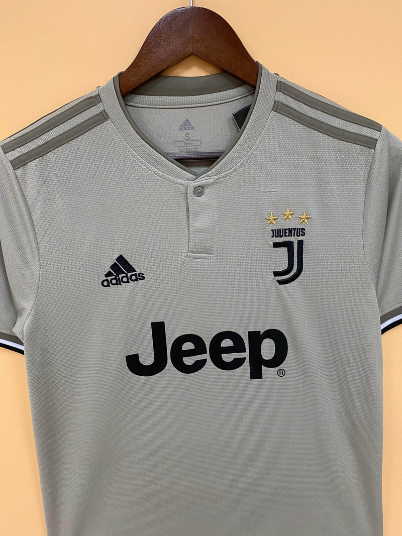 CdC Camisa Juventus Reserva 18/19 - Versão Retro