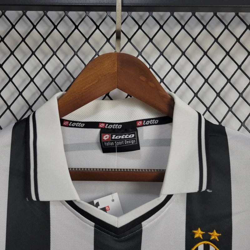 CdC Camisa Juventus Titular 01/02 - Versão Retro