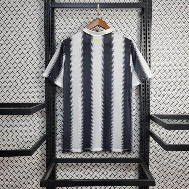 CdC Camisa Juventus Titular 11/12 - Versão Retro