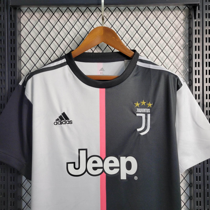 CdC Camisa Juventus Titular 19/20 - Versão Retro