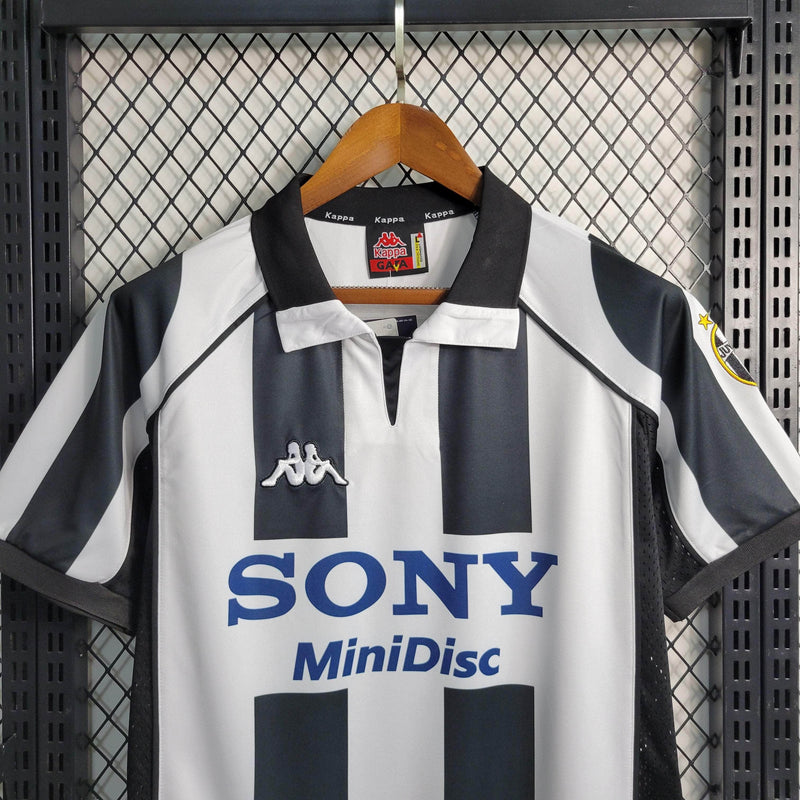 CdC Camisa Juventus Titular 97/98 - Versão Retro