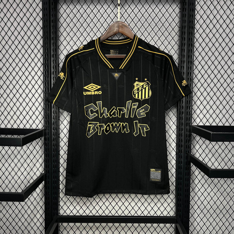 CdC Camisa Santos Edição Charlie Brown Preta 24/25 - Versão Torcedor [LANÇAMENTO]